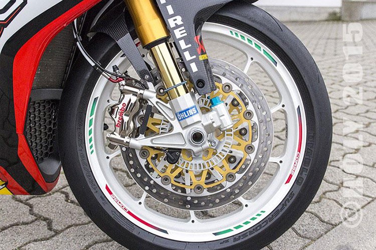 Moto the thao Aprilia RSV4 Racing duoc biker Viet do do choi-Hinh-8